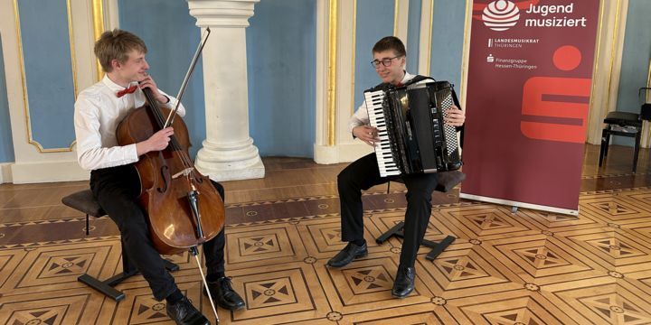 Wilhelm Lätsch, Cello und Hans Wöhl, Akkordeon